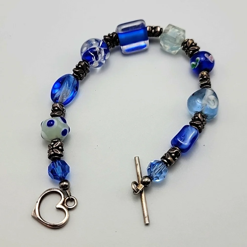 Elegant Deep Blue Art Wedding Cake Glass Crystal Beaded Silver Tone Bracelet